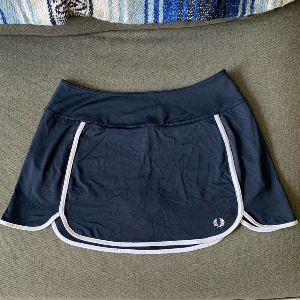 Fred Perry navy tennis skort US 8